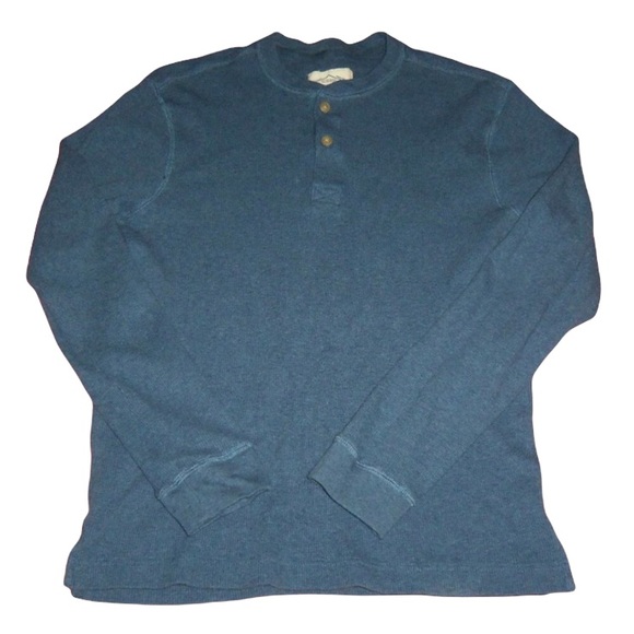 St. John's Bay Other - St. John's Bay Blue Thermal Long Sleeve Shirt - Men's Medium